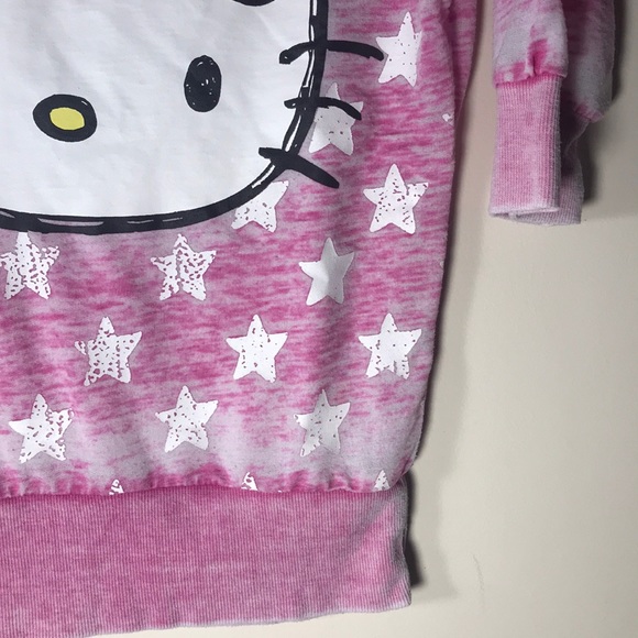 🎈SOLD🎈Hello Kitty Large loge face Top kids fits Size L - Picture 4 of 6